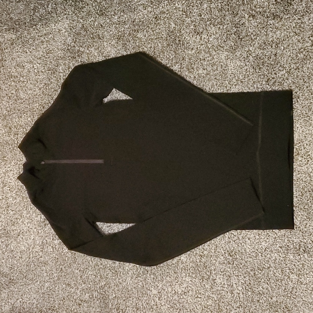 #289 Lululemon 1/4 zip t635